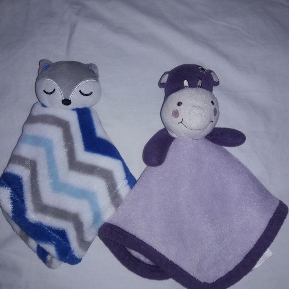 Other - Baby plush blanket